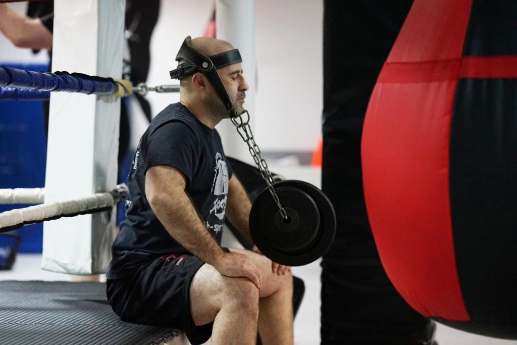 Functional Fitness - Übung Kraft mit Gewichte